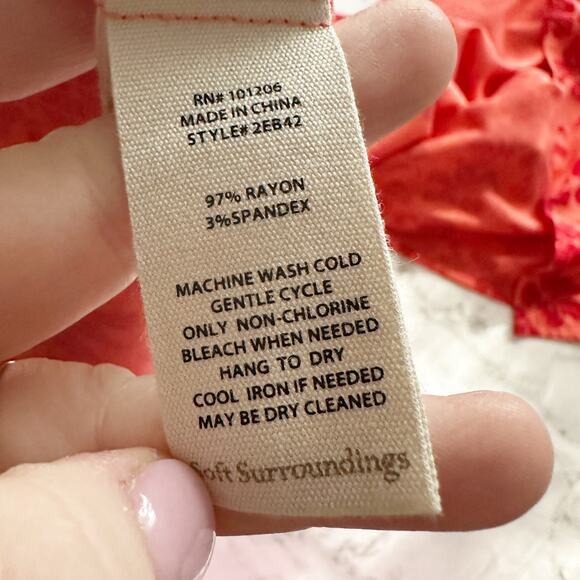 Soft Surroundings Red Floral Criss Cross Halter Maxi Dress women's size large - Picture 10 of 13